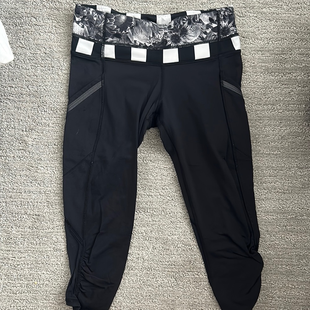 Lulu lemon cropped leggings with pockets